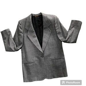 Kingsridge wool Women’s pure wool gray black career blazer Size 6 approximately